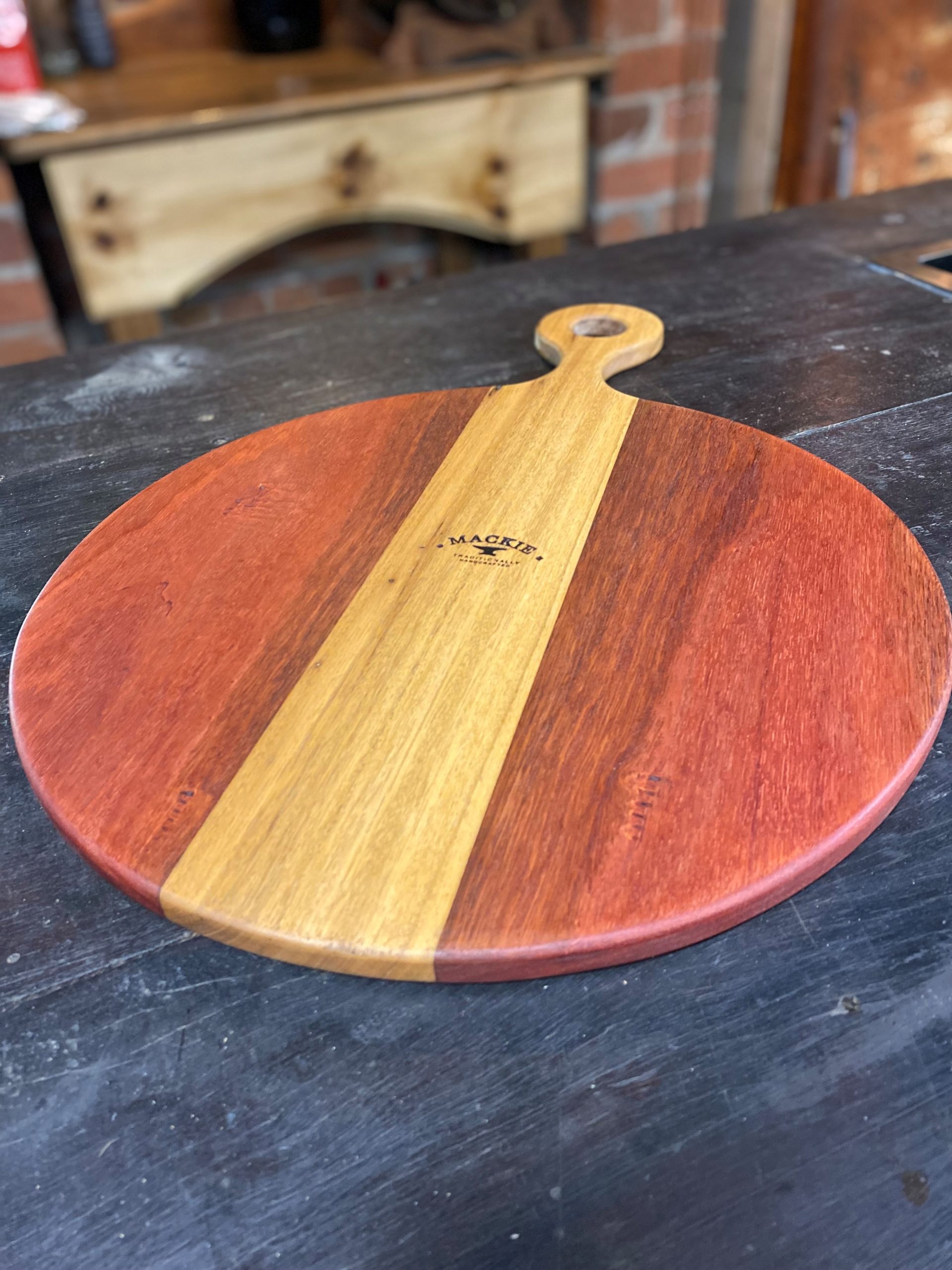 Pizza Board - Blue Gum/Spotted Gum - Image 2
